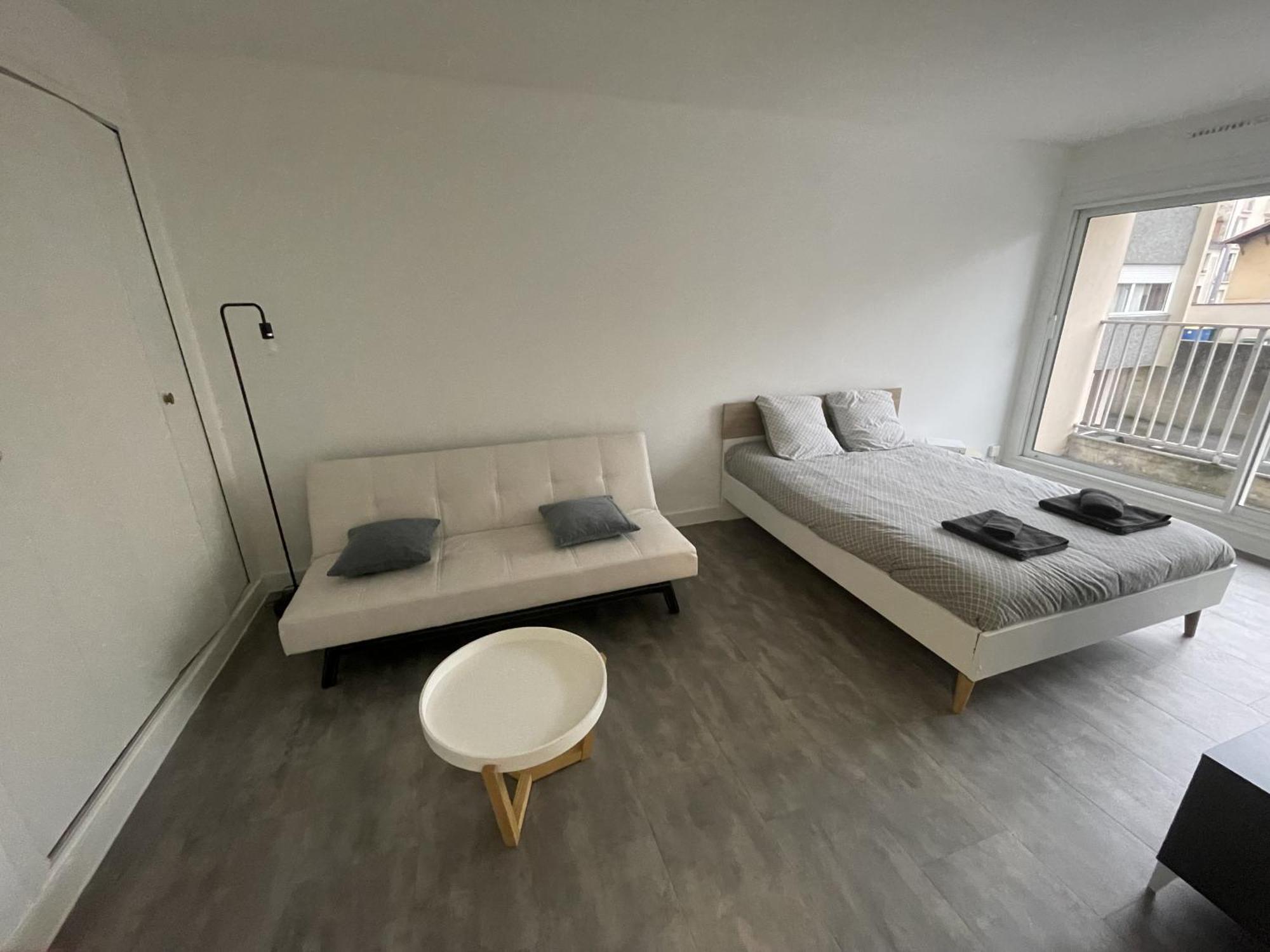 Logement Neuf A Proximite Du Centre Ville Avec Parking ليموج المظهر الخارجي الصورة