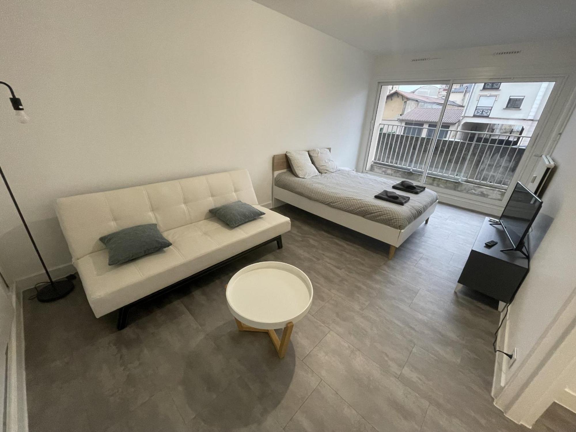 Logement Neuf A Proximite Du Centre Ville Avec Parking ليموج المظهر الخارجي الصورة